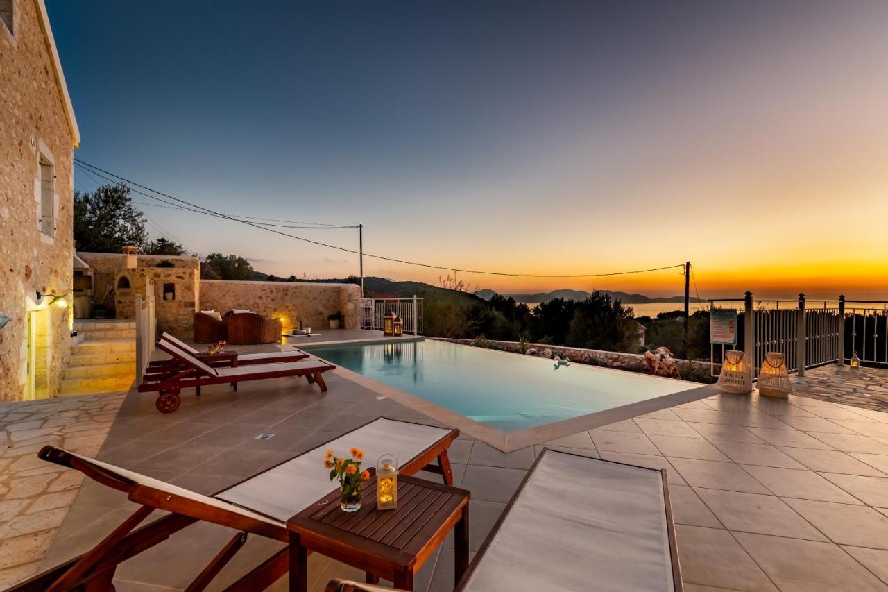 Fiscardo Luxury Stone Villa Alex ,with sunset view! Fiskardo Extérieur photo